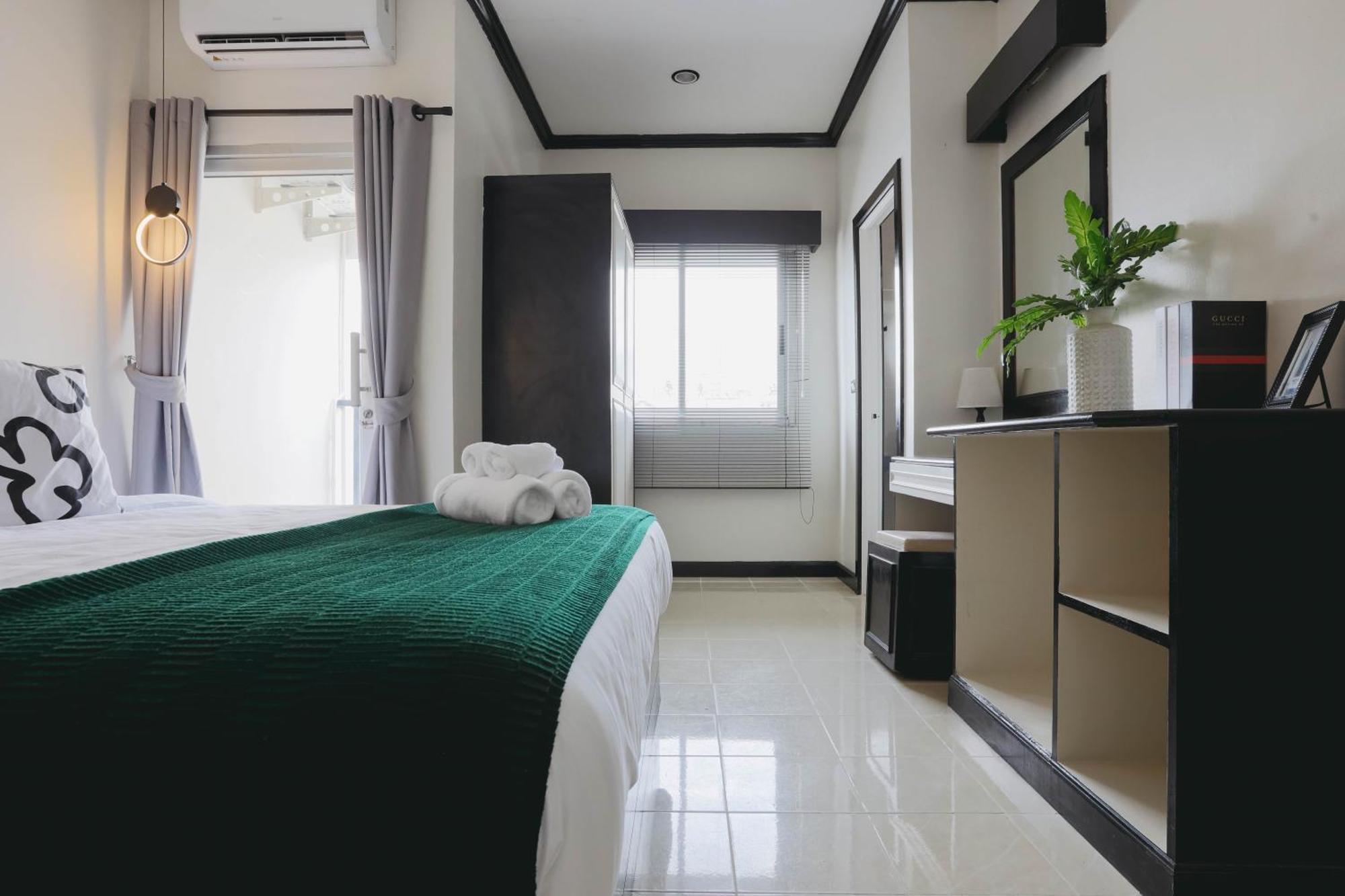 Wink 1 4bedrooms Patong